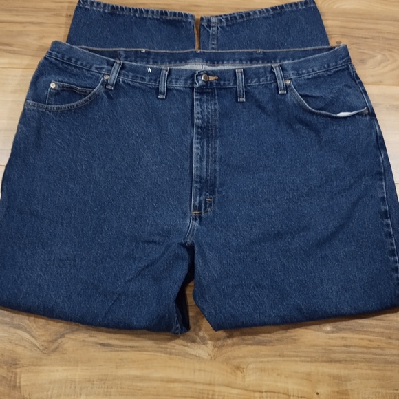 Wrangler Jean's relaxed fit - Picture 3 of 6